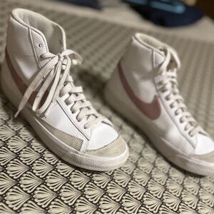 Nike Blazer Mid White Pink Swoosh High Top Sneakers Youth 6.5